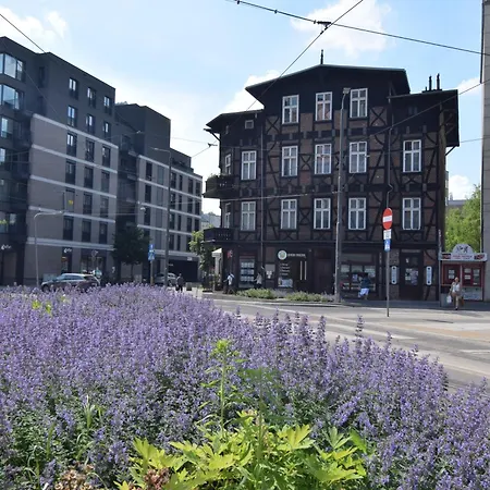 Sikorskiego Free Parking Apartment *