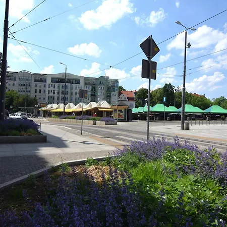 Sikorskiego Free Parking * Poznań