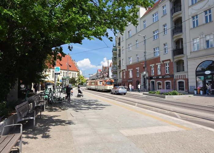 Sikorskiego Free Parking * Posen