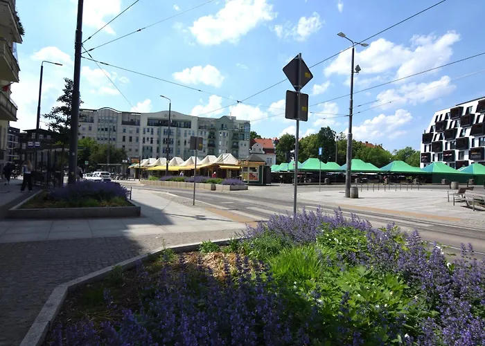 Sikorskiego Free Parking * Posen